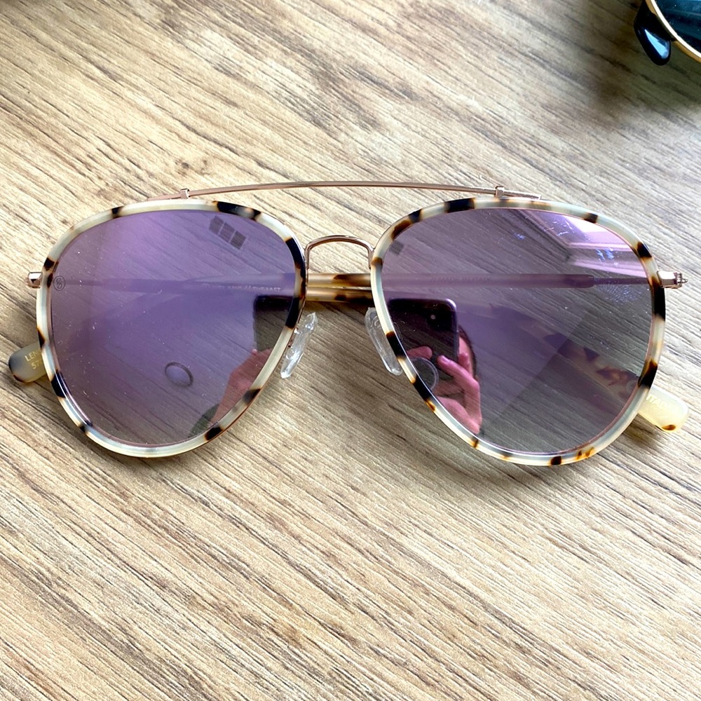 D’blanc rose/gold tortoise shell sunglasses